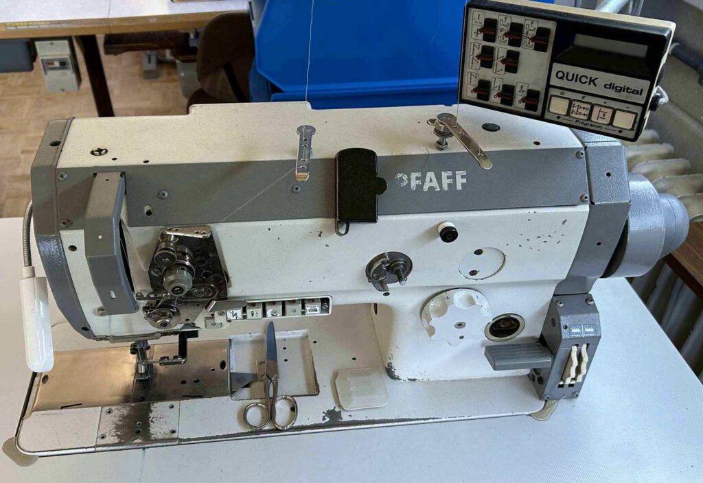 Pfaff P01 vorne